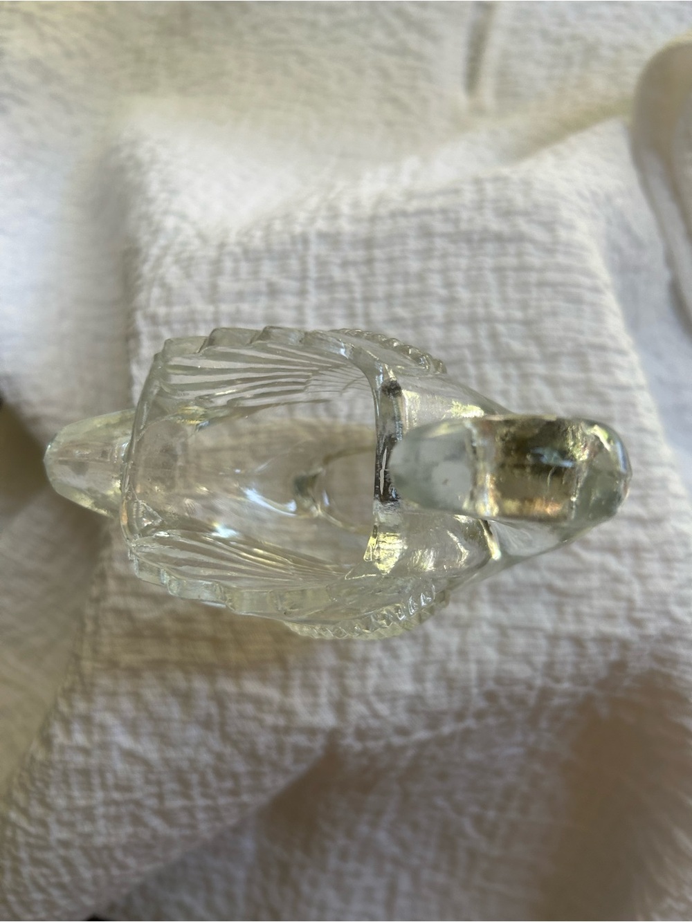 Clear Glass Swan Figurine - Picture 7 of 7